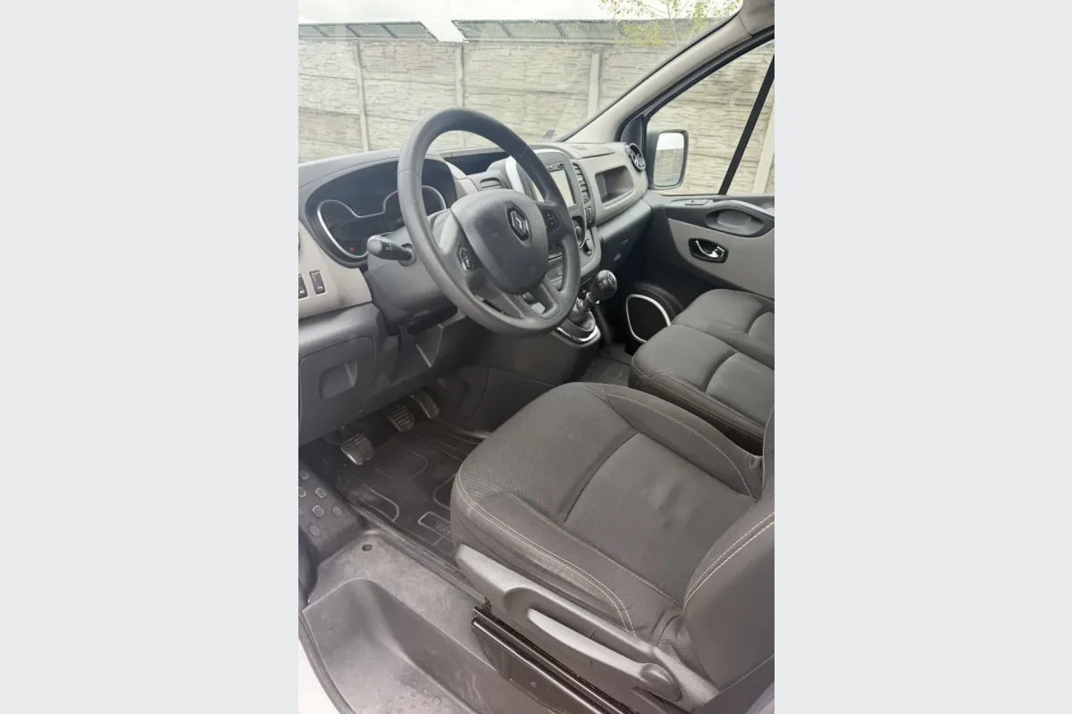 Renault Trafic 2016 – komis Artex Serwis Dobroszyce