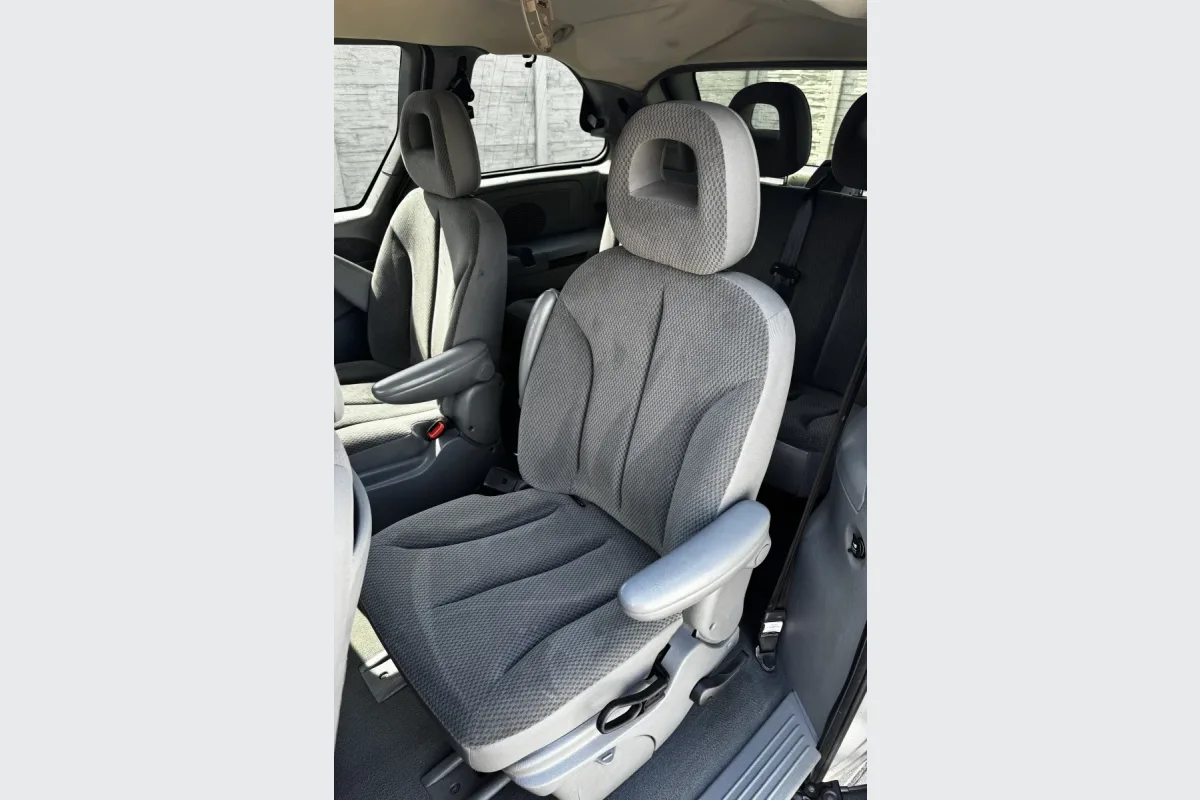 Chrysler Voyager 2007 – komis Artex Serwis Dobroszyce